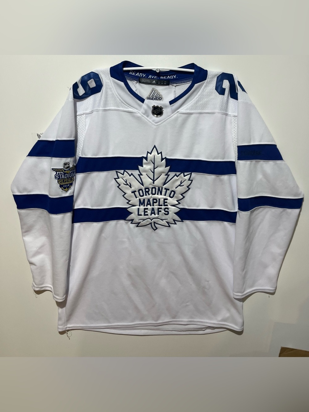 Adidas Toronto Maple Leafs William Nylander men’s jersey Sz 52